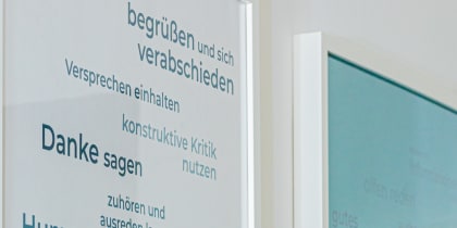 Unsere Werte – nicht nur Worte, sondern sichtbar an der Wand und spürbar im Alltag. Gemeinsam entwickelt, gemeinsam gelebt. 💬✨ #Teamkultur #WerteWand